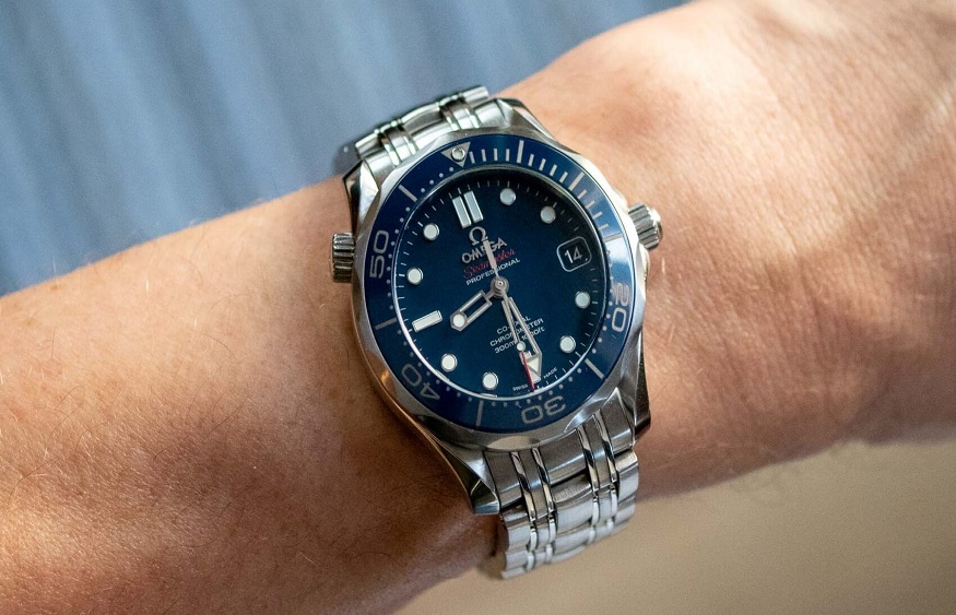 Decoding the language of luxury: your insider’s guide to buying fine watches